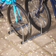 Stojak na 2 rowery BIKE, 48x32x27cm, srebrna  